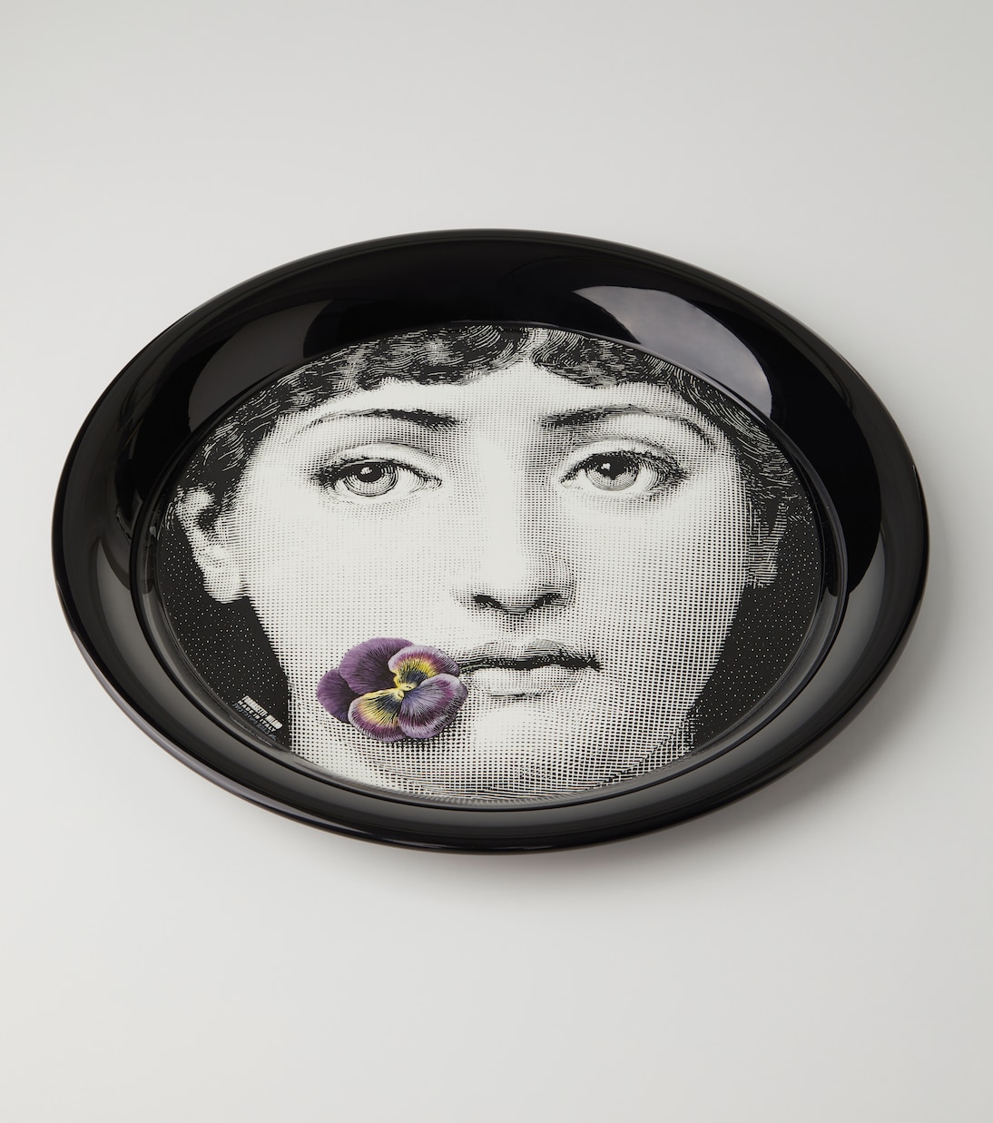Tema e Variazioni N.137 iron tray | Fornasetti