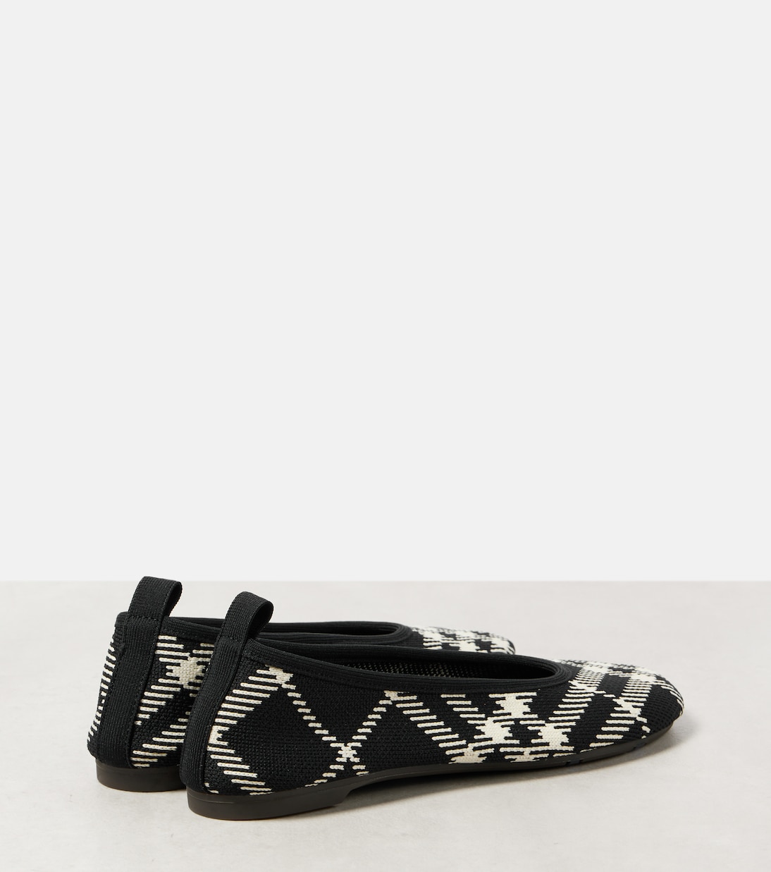 باليرينا بمربعات | Burberry