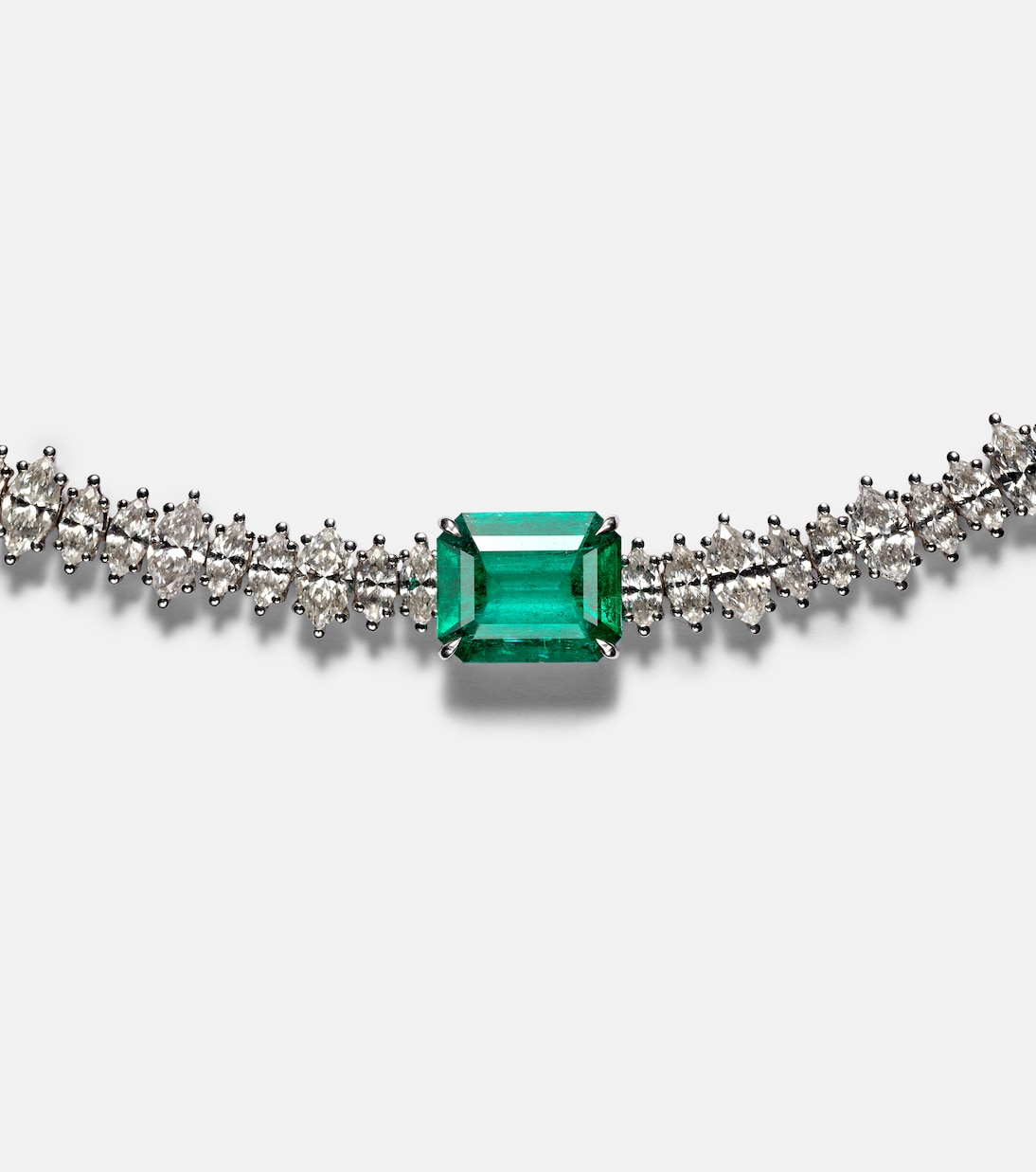 Choker in oro bianco 18kt con diamanti e smeraldo | Anita Ko