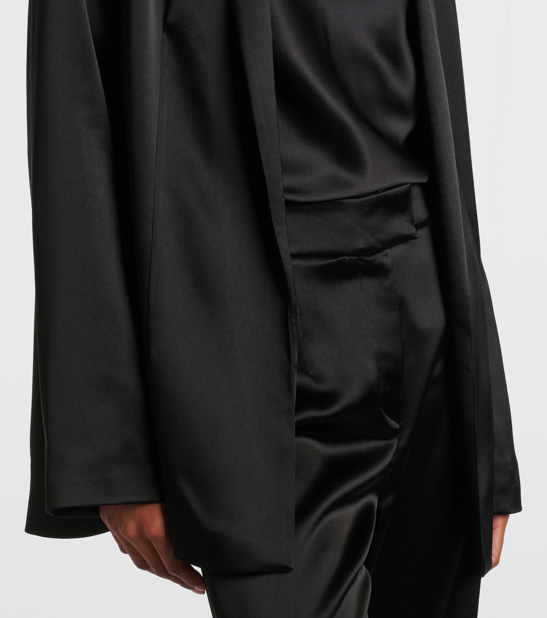 Julianne satin blazer | Galvan