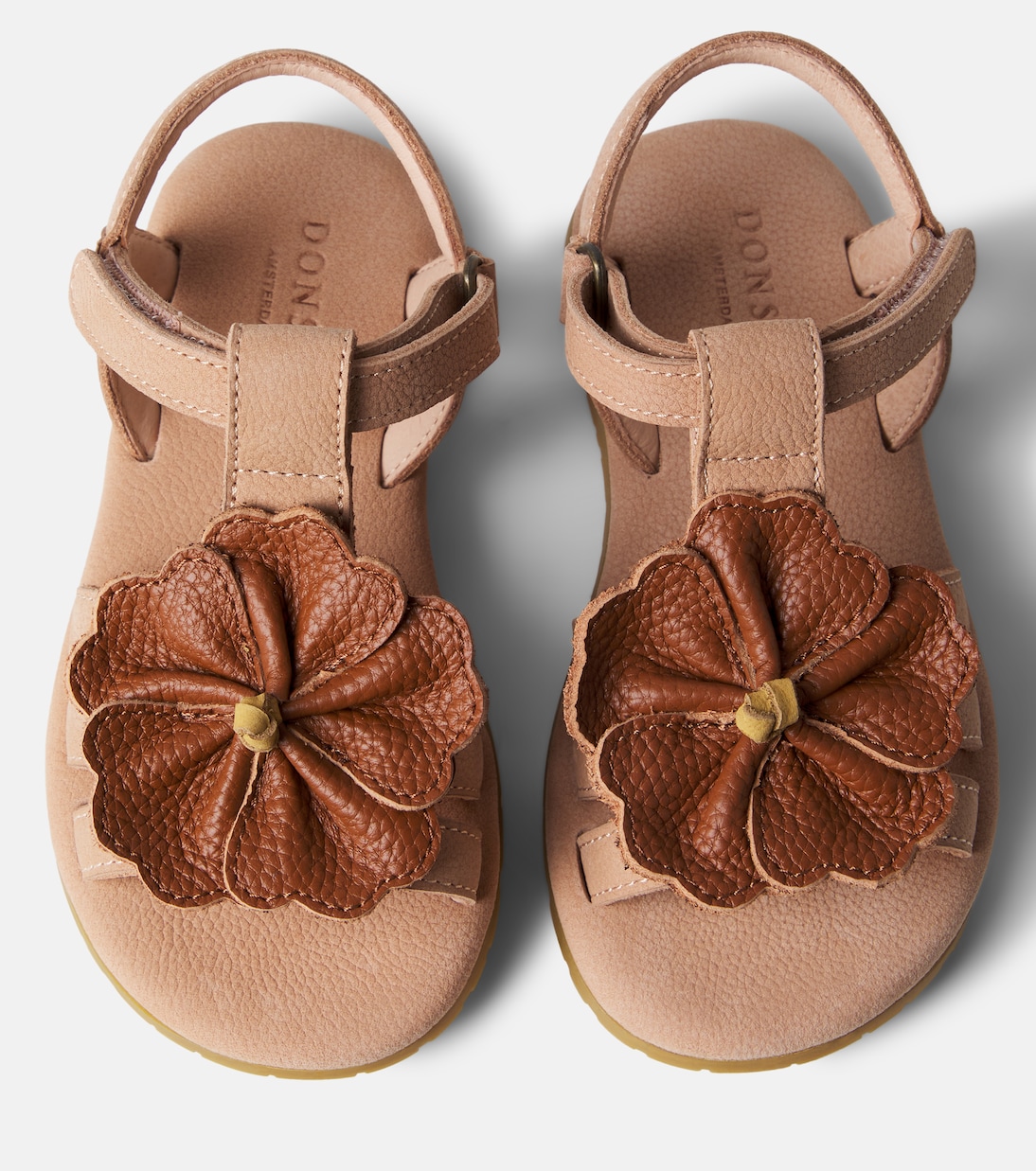 Sandalias Iles de piel con aplique floral | Donsje