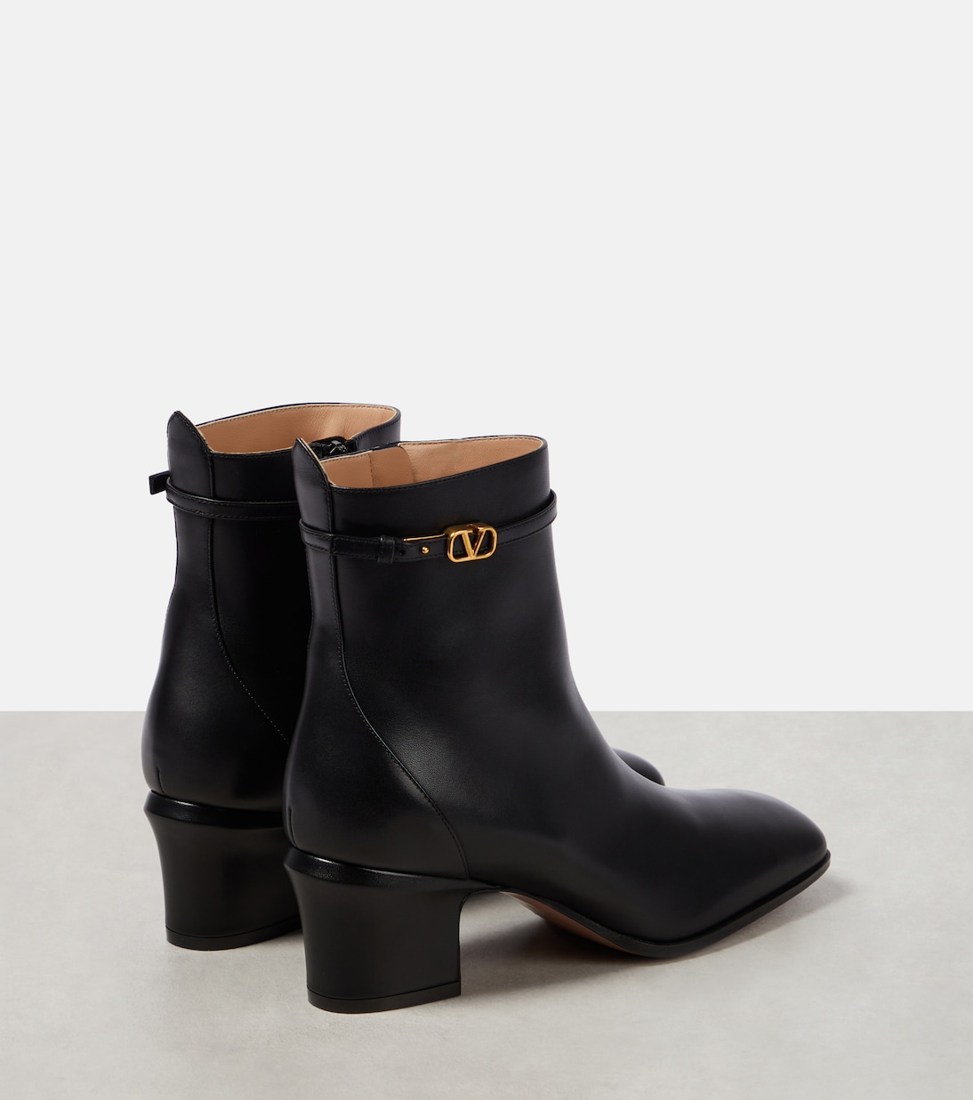 Ankle Boots VLogo Signature aus Leder | Valentino Garavani