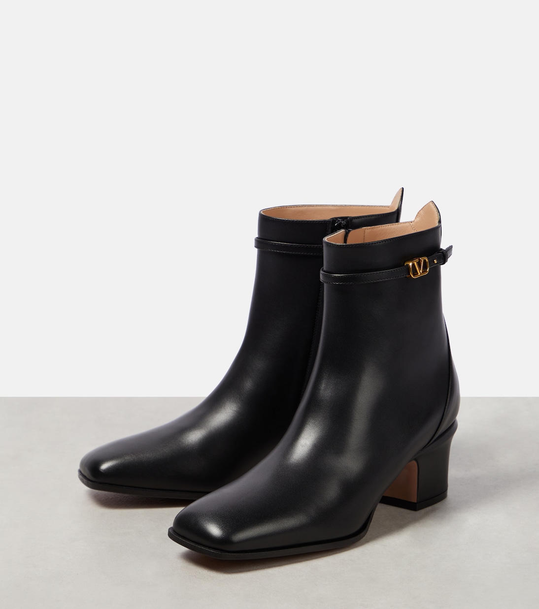 Ankle Boots VLogo Signature aus Leder | Valentino Garavani