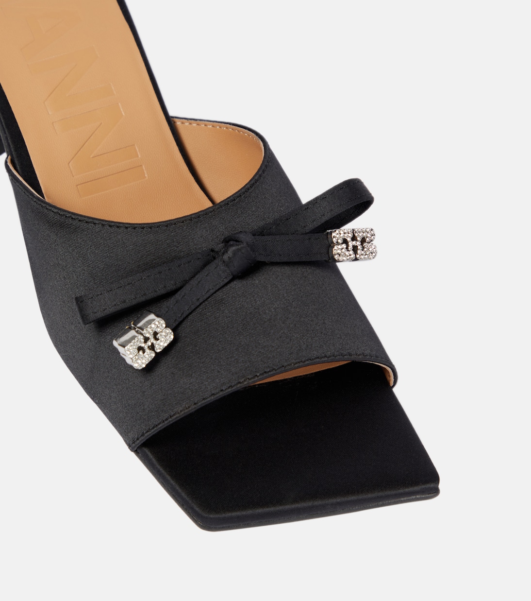 Mules Bow in raso con decorazione | Ganni