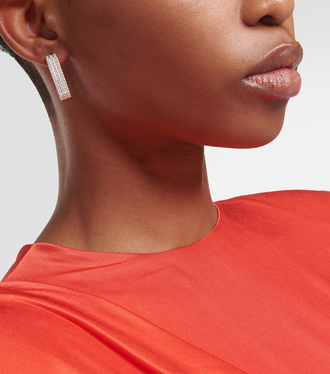 Boucle d’oreille unique Long Candy en or blanc 18 ct et diamants | Eéra