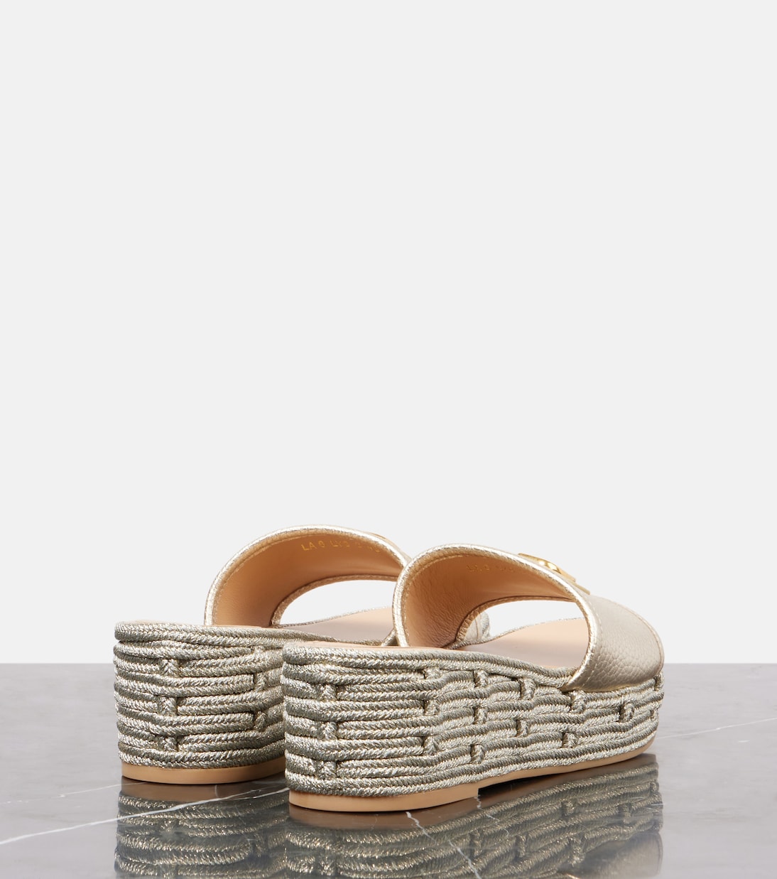 Scarpe platform in pelle metallizzata con logo V di Valentino Garavani