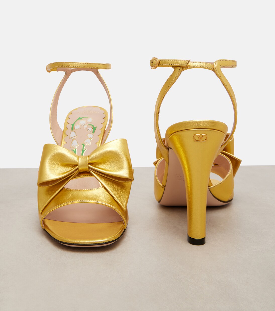 Bowow 95 metallic leather sandals | Valentino Garavani