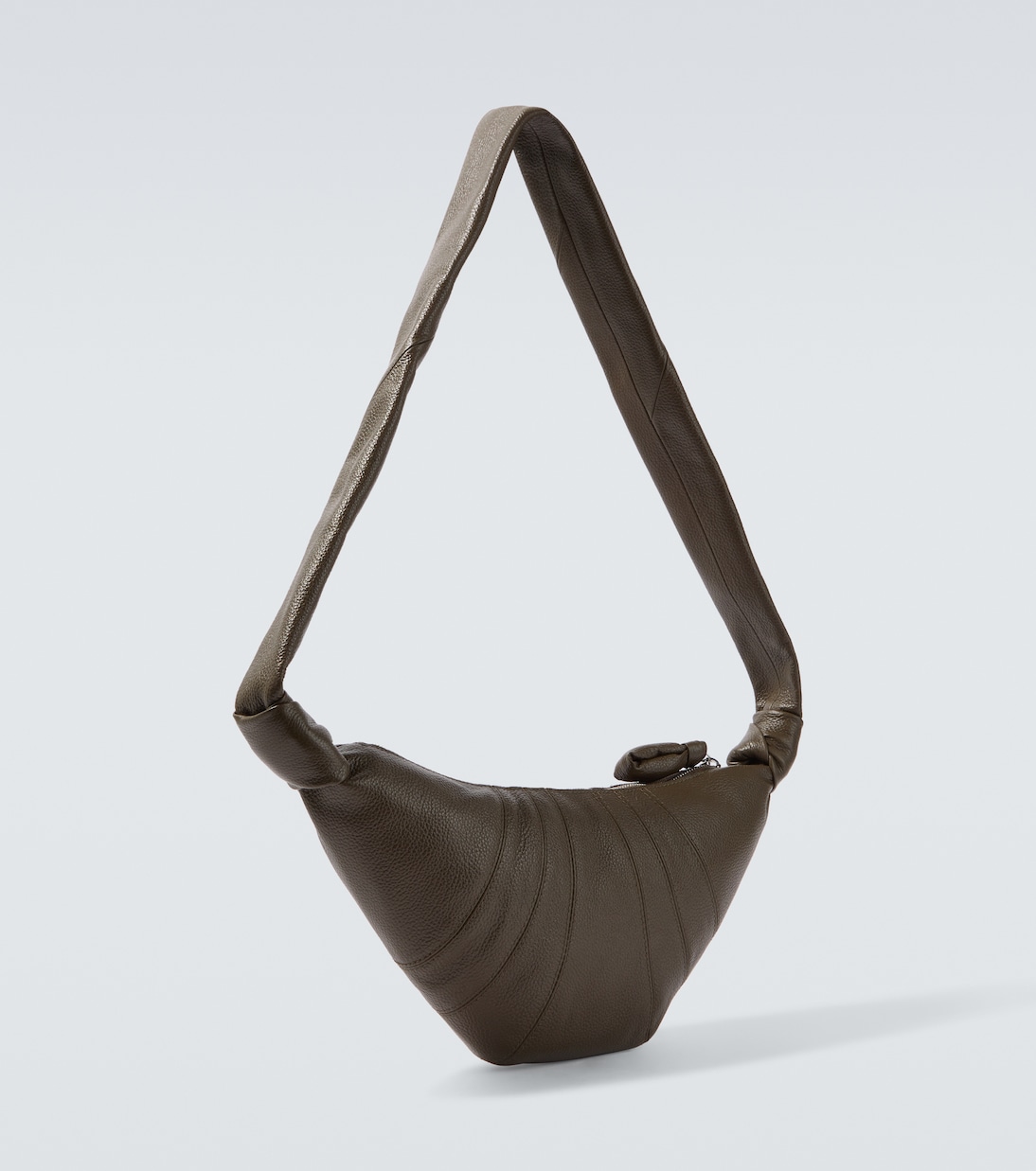 Schultertasche Croissant Small aus Leder | Lemaire