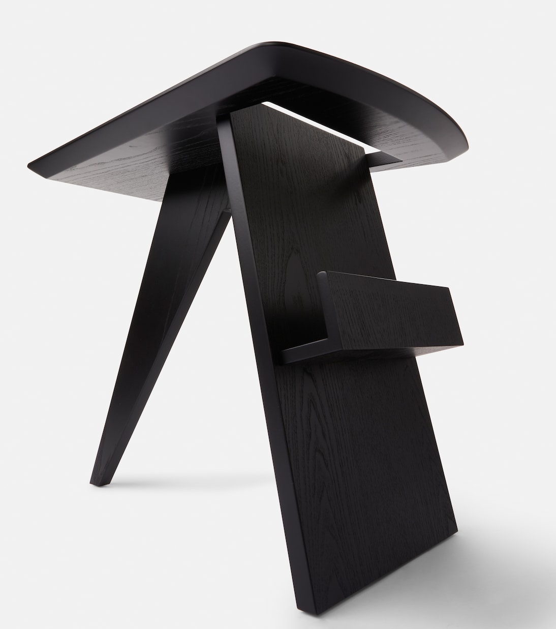 Magazine Table side table by Jens Risom | Fredericia Furniture
