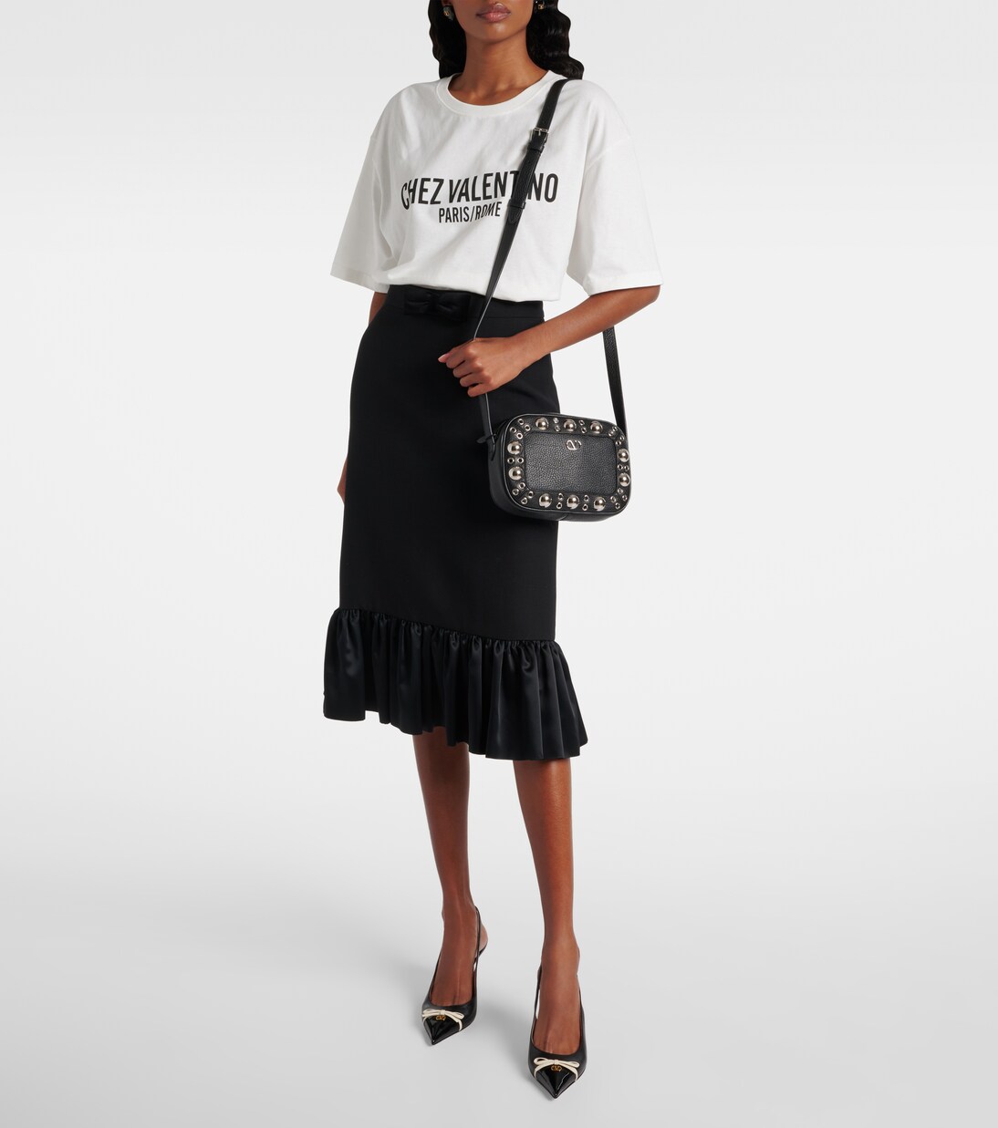 Nellcôte leather crossbody bag | Valentino Garavani