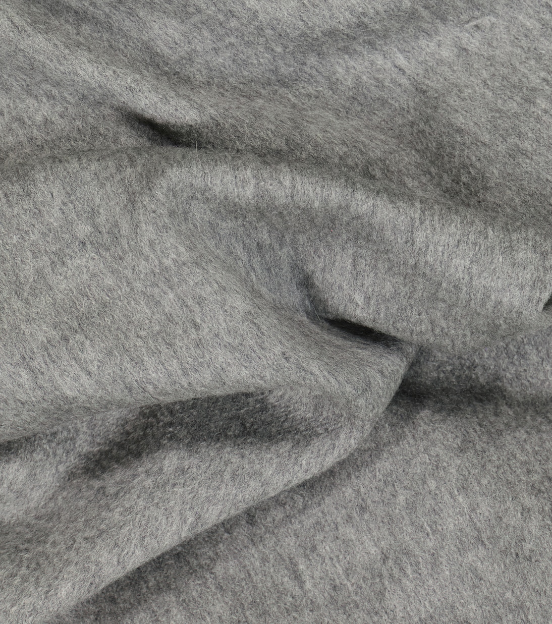 Sciarpa in cashmere di alta qualità LORO PIANA per stile giovane e moderno