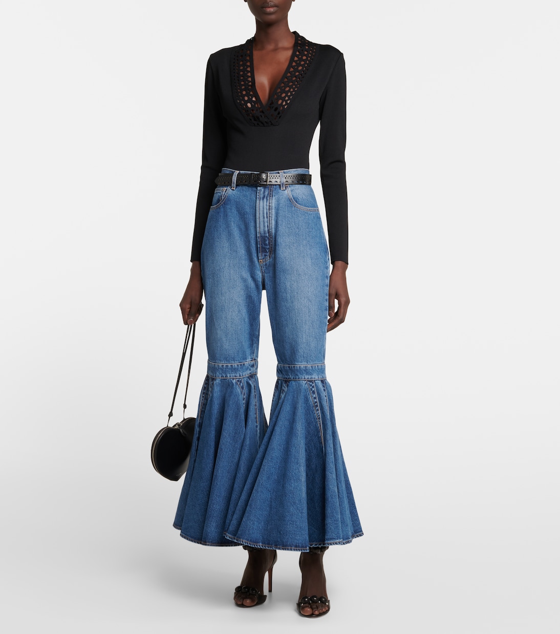 Bodysuit con Scollatura a V e Tagli Alla Alaïa per Giovani Stilisti