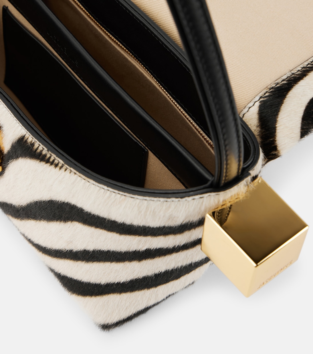 Sac Rond Carré en cuir façon poulain | Jacquemus