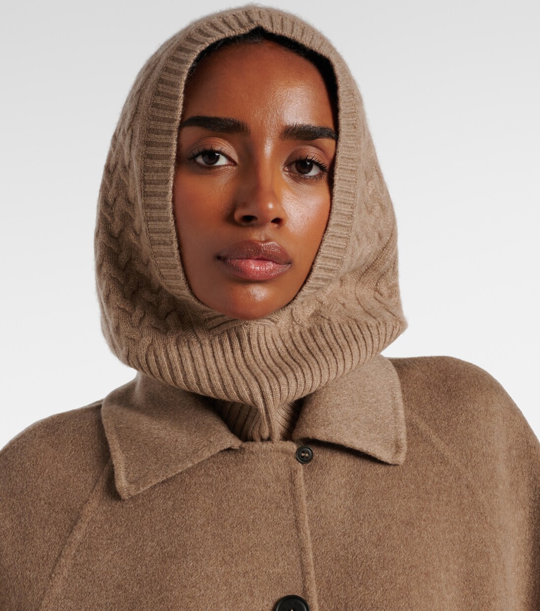 Romana cable-knit cashmere hood | Max Mara
