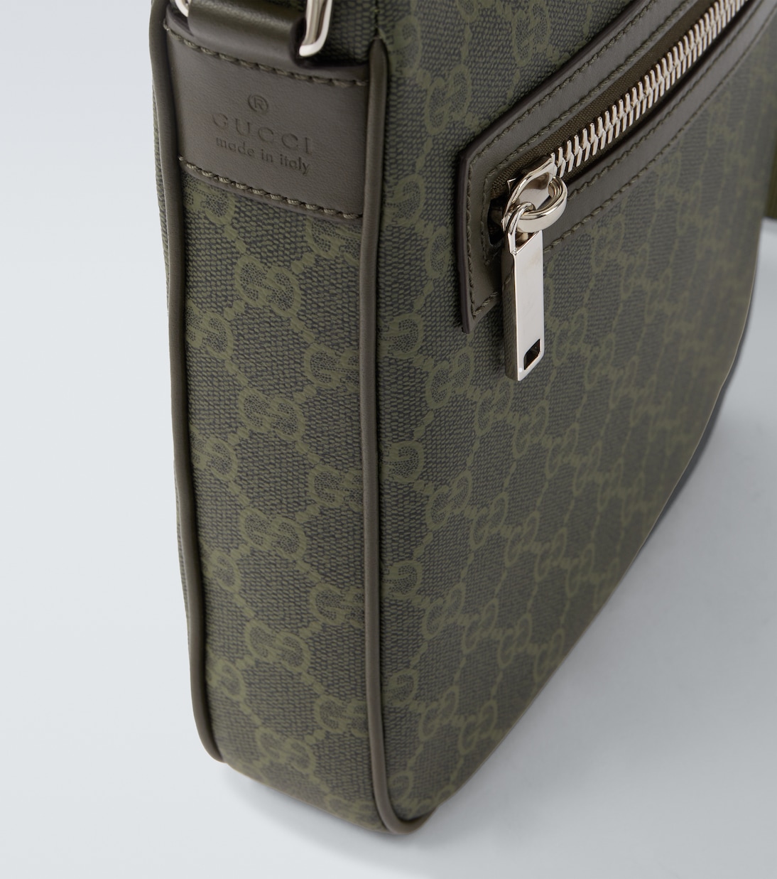 GG leather crossbody bag | Gucci