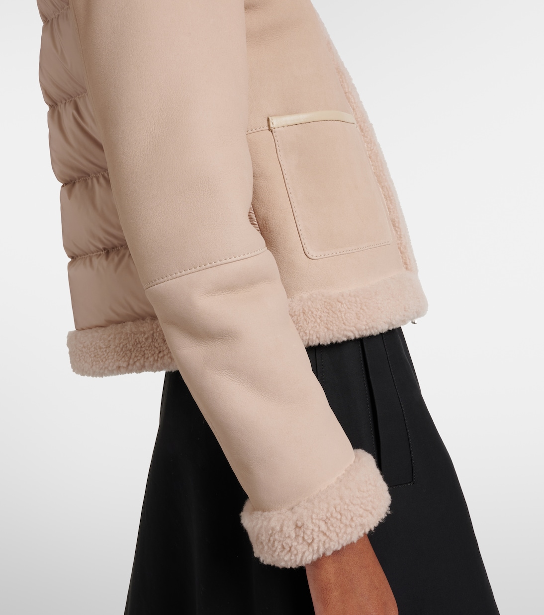 Daunenjacke aus Veloursleder mit Shearling | Moncler