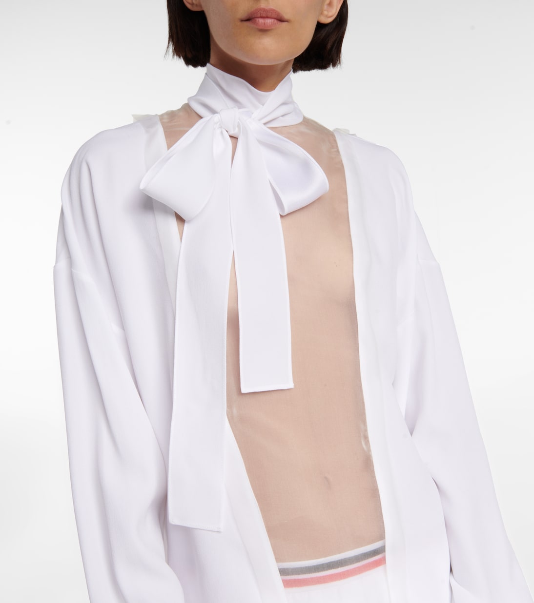 Blusa in sablé con lavallière | Miu Miu