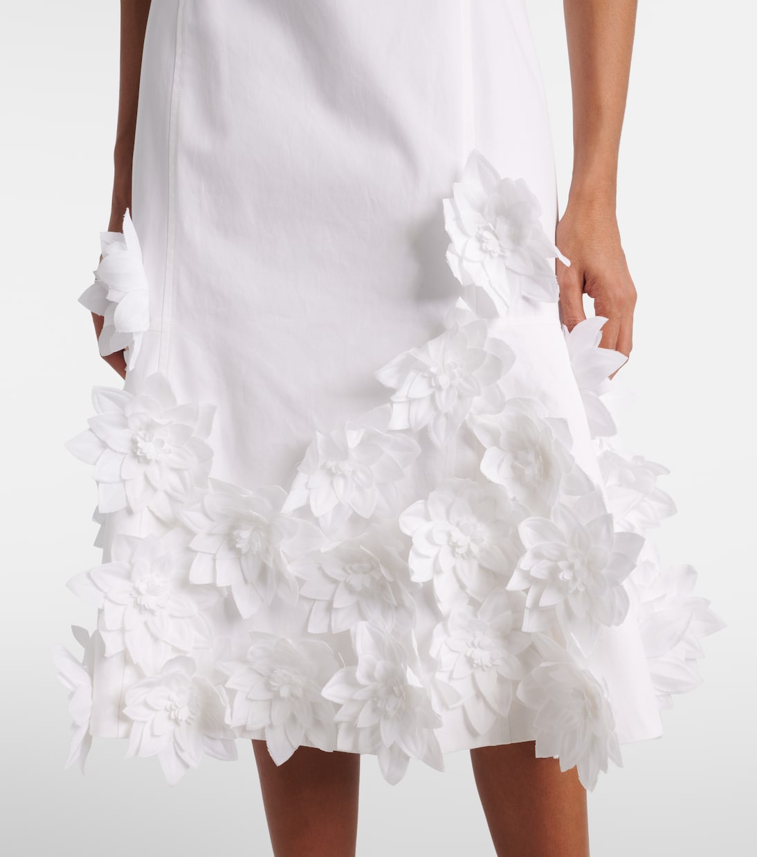 Abito midi Bella in cotone con applicazioni floreali | Simkhai