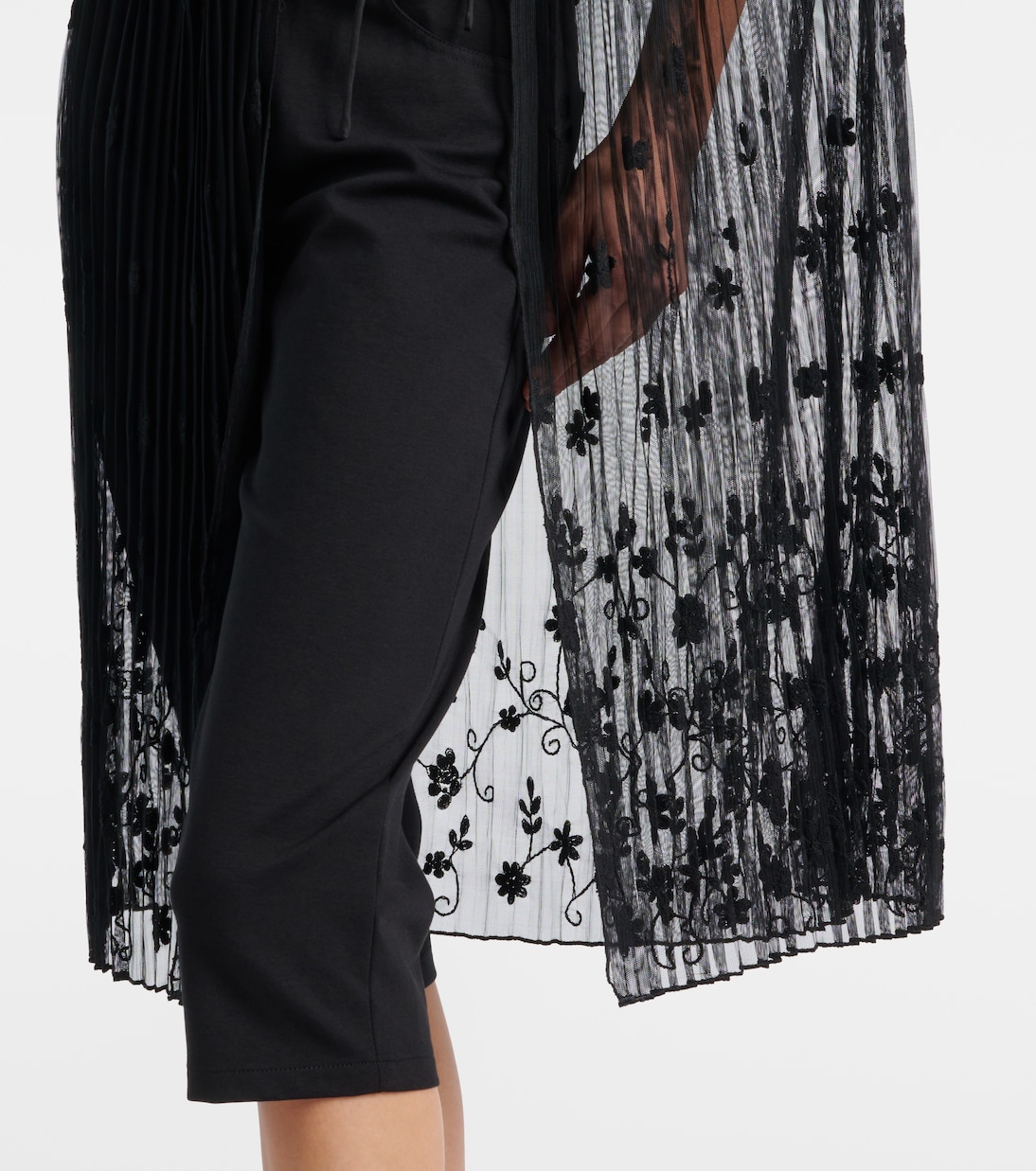 Embroidered floral plissé tulle cape | Toteme