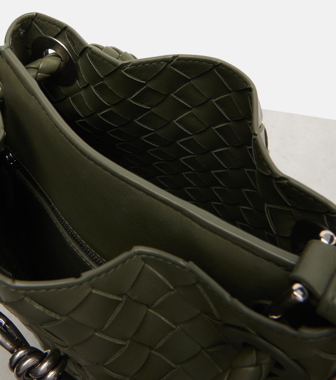 Andiamo Intrecciato Small leather bucket bag | Bottega Veneta