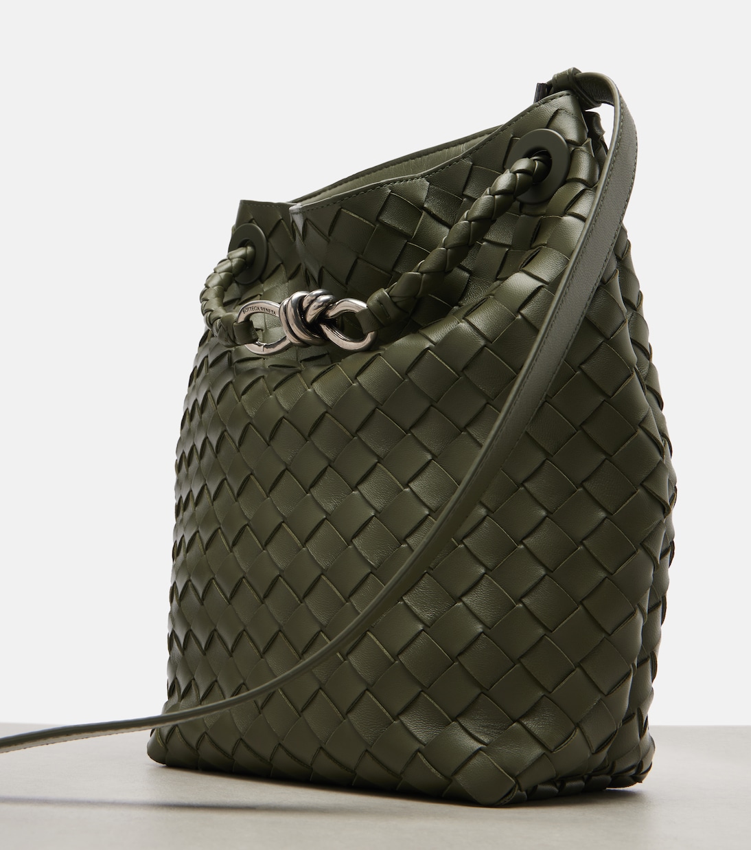 Andiamo Intrecciato Small leather bucket bag | Bottega Veneta