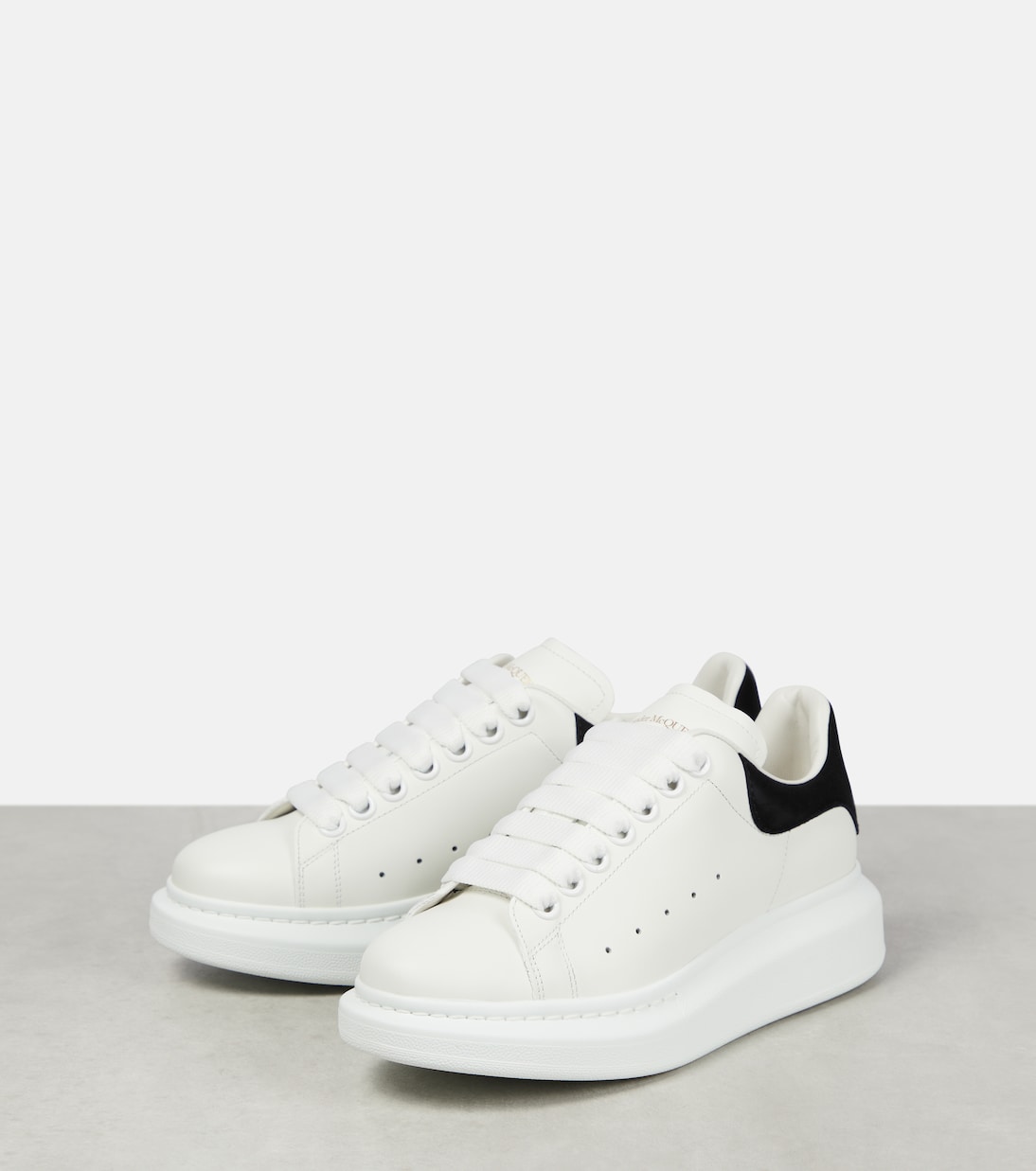 Sneakers Oversized in pelle | McQueen