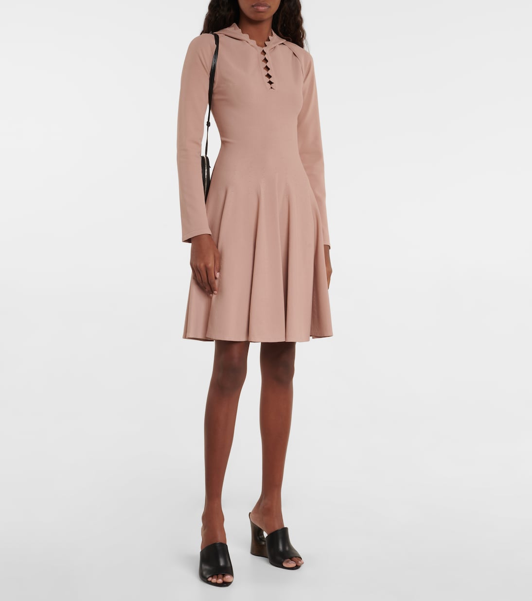Miniabito in maglia con cappuccio | Alaïa