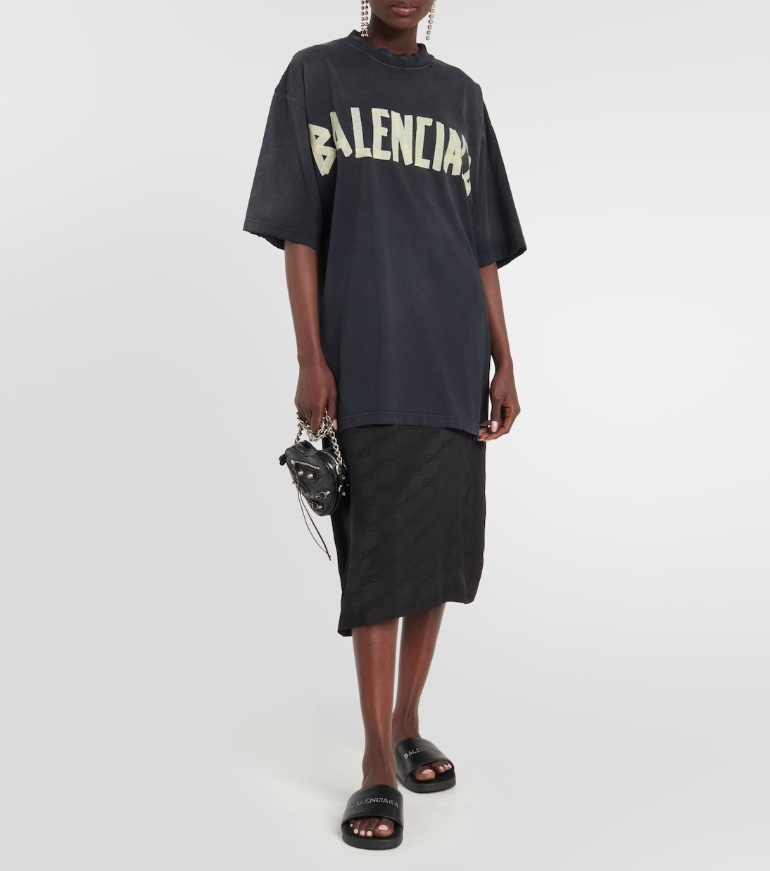 Logo slides | Balenciaga