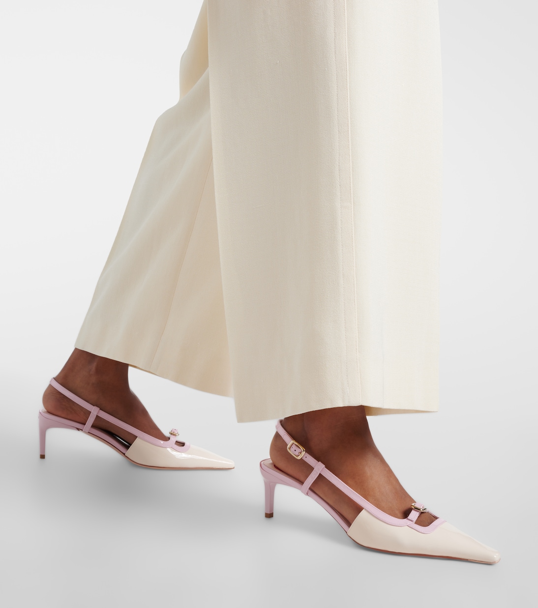 Salones destalonados Viv’ Canard de charol | Roger Vivier