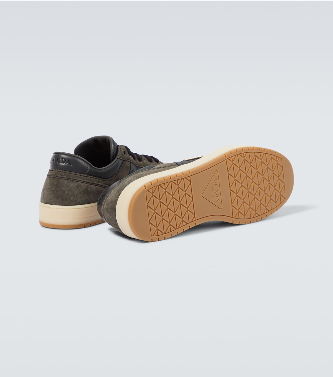 Sneakers in suede e Re-Nylon | Prada