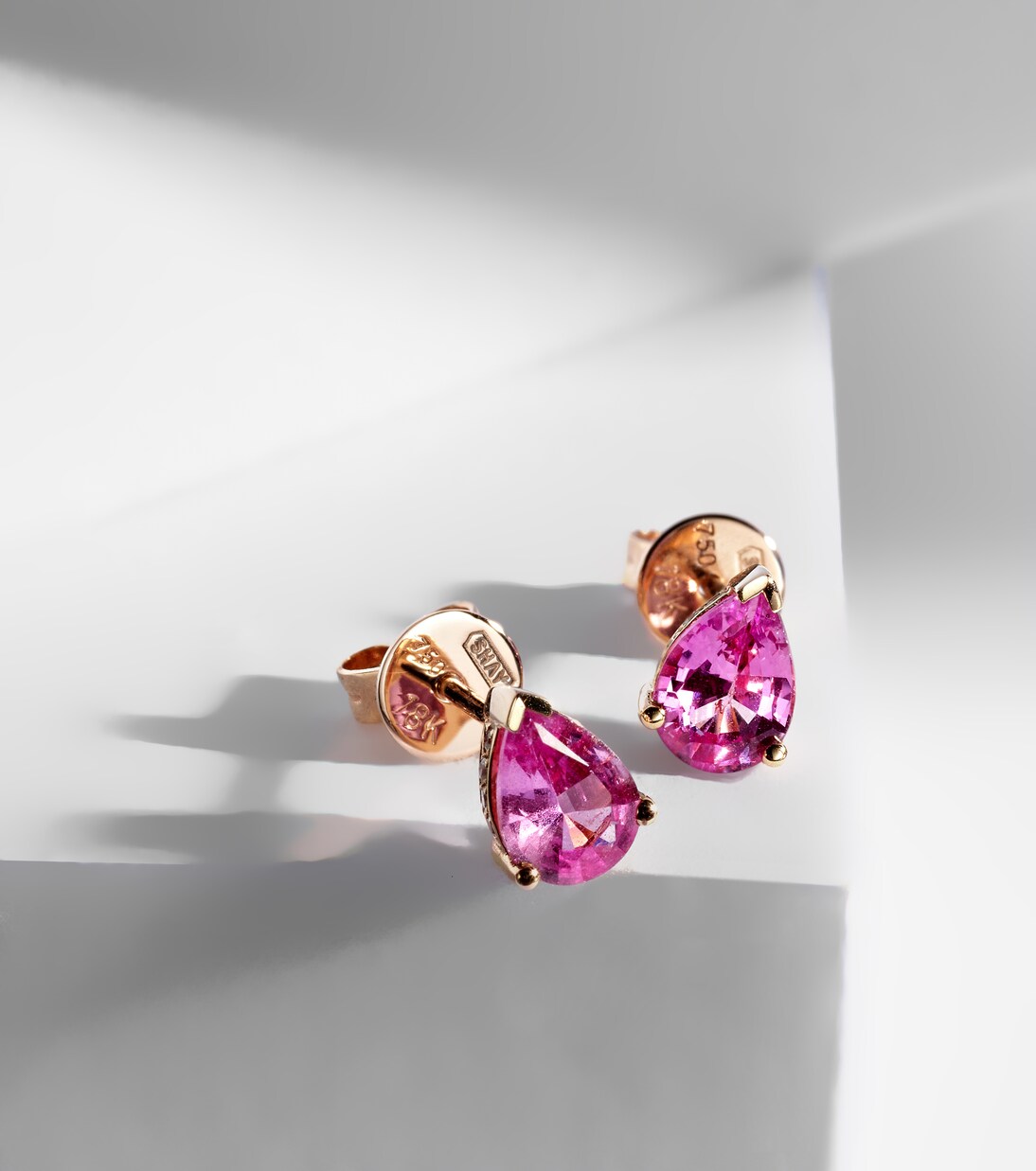 18kt rose gold earrings with sapphire and diamonds | Shay Jewelry