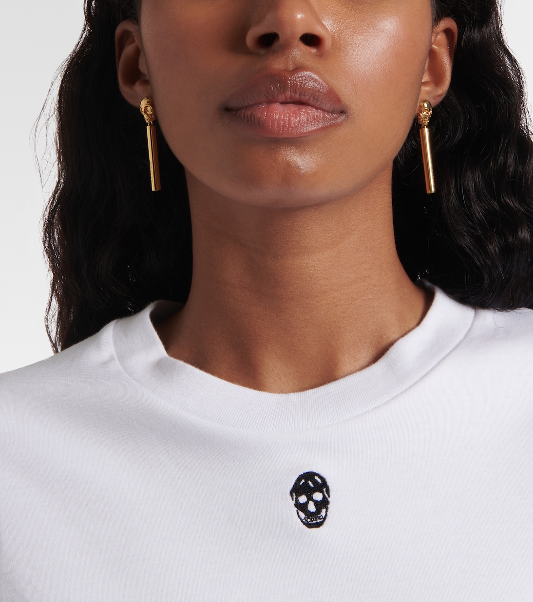 Orecchini Skull Bar MCQUEEN per uno stile giovane e audace
