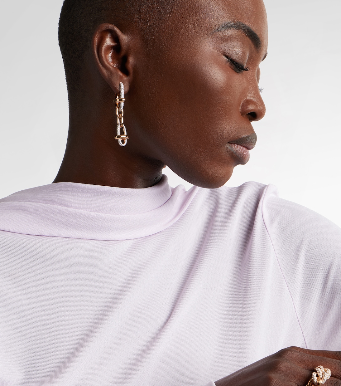 Ohrringe Iconica aus 18kt Roségold mit Diamanten | Pomellato