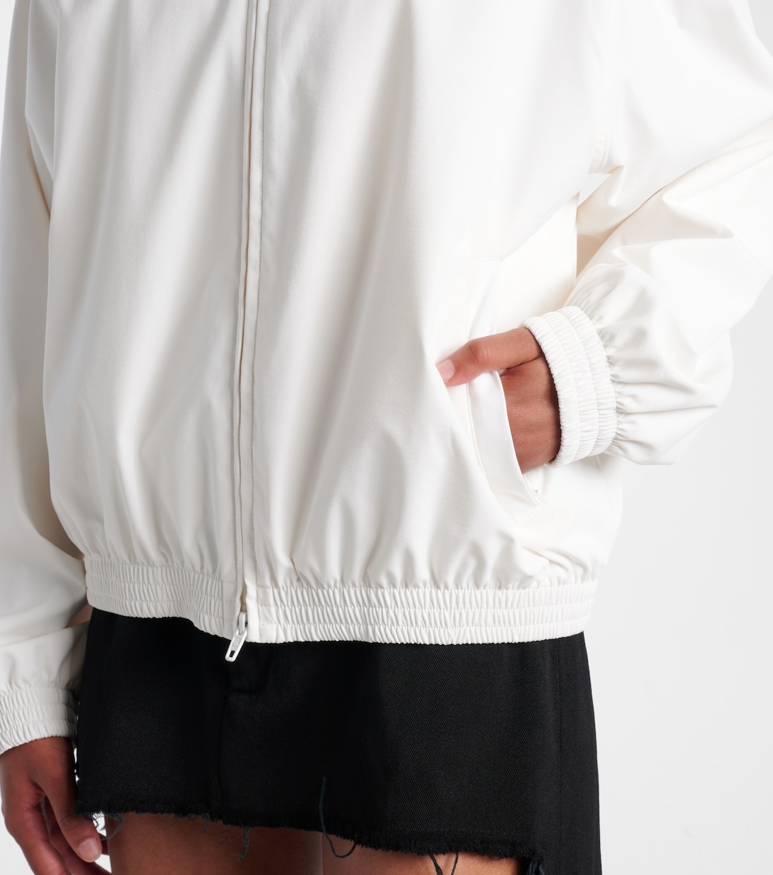 جاكيت رياضية بلوغو | Balenciaga