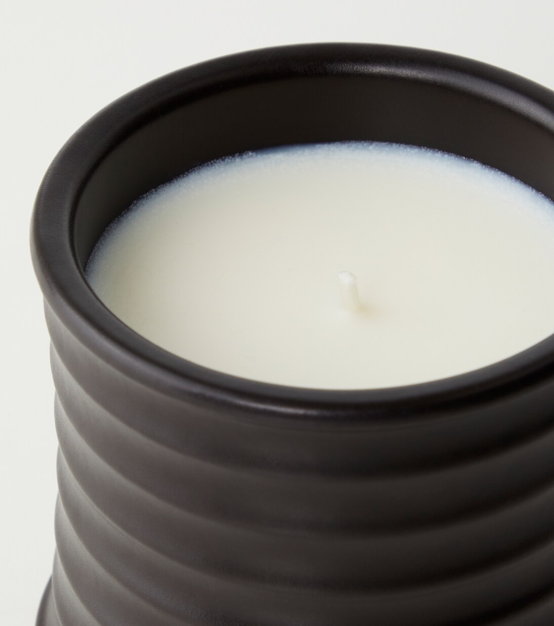 Small palo santo scented candle | Loewe Home Scents