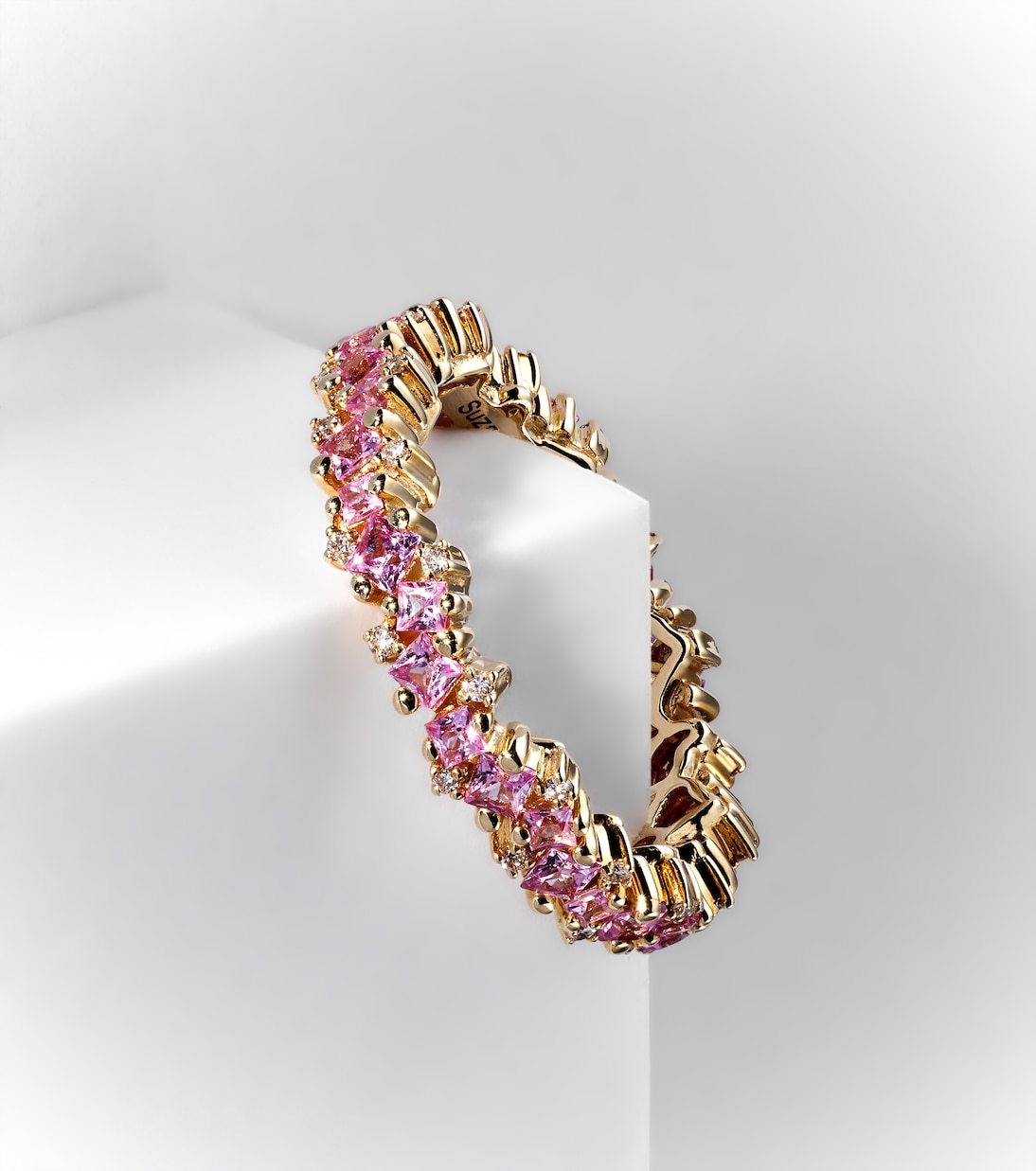 18kt gold ring with sapphires and diamonds | Suzanne Kalan