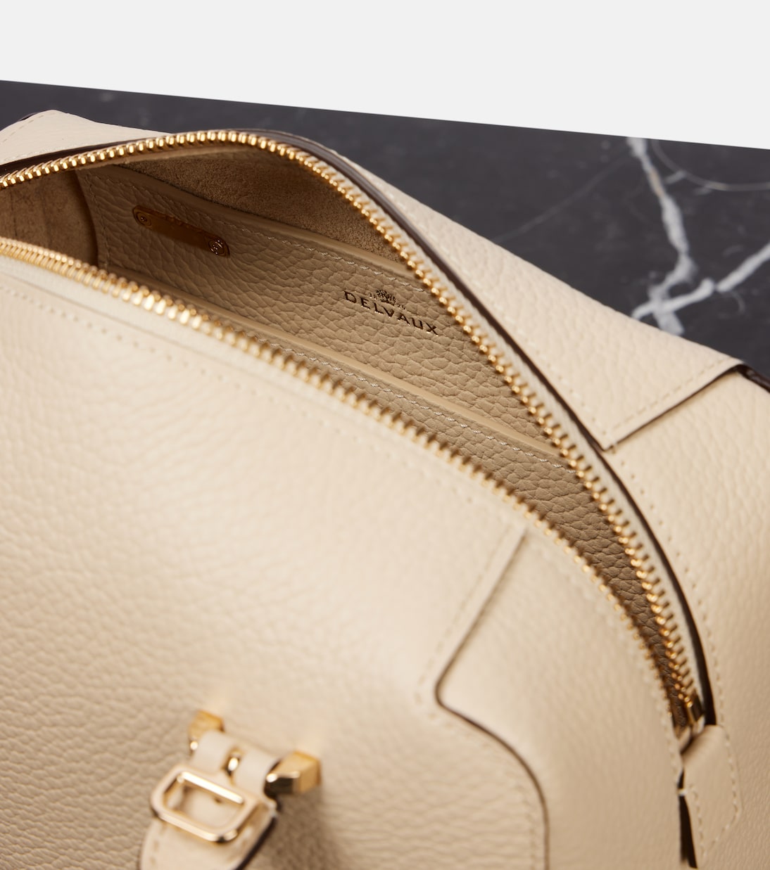 Tote Cool Box Mini aus Leder | Delvaux