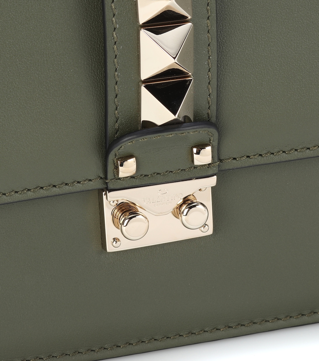 Valentino Garavani Lock Medium leather shoulder bag | Valentino Garavani
