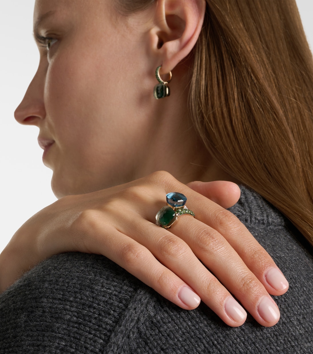 Anello POMELLATO Nudo in oro rosa e bianco 18kt con malachite, prasiolite e tsavorite per uno stile giovane e raffinato
