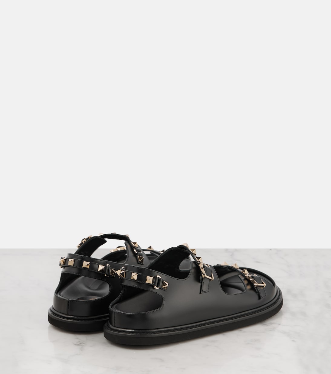 Rockstud leather flat sandals | Valentino Garavani