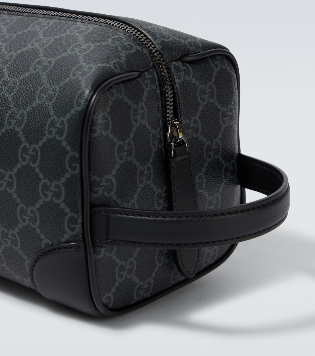 GG Canvas Medium vanity bag | Gucci