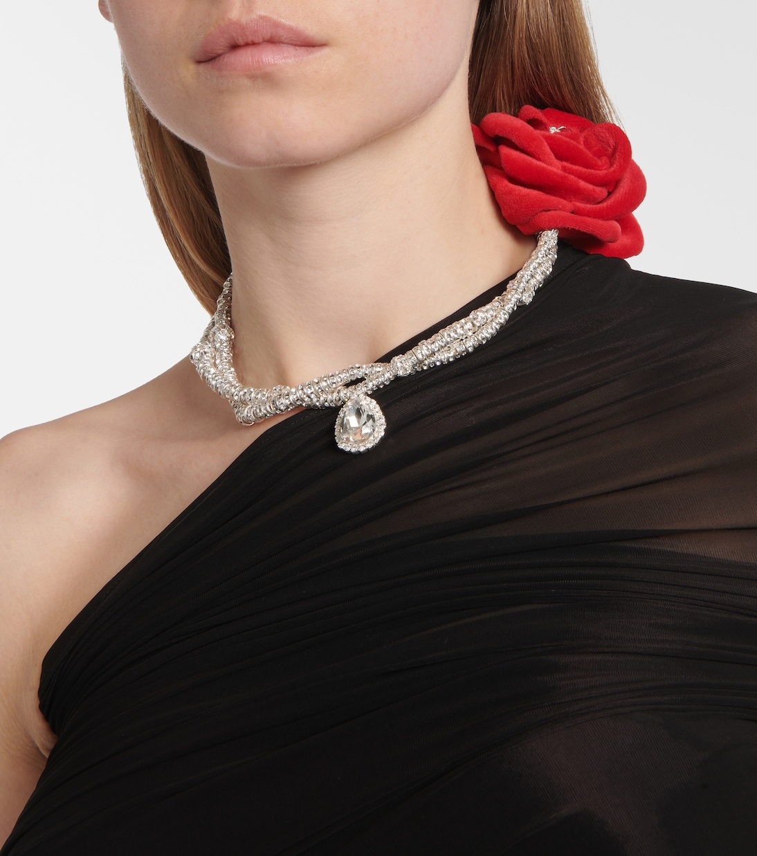 Collana con applicazione floreale | Magda Butrym