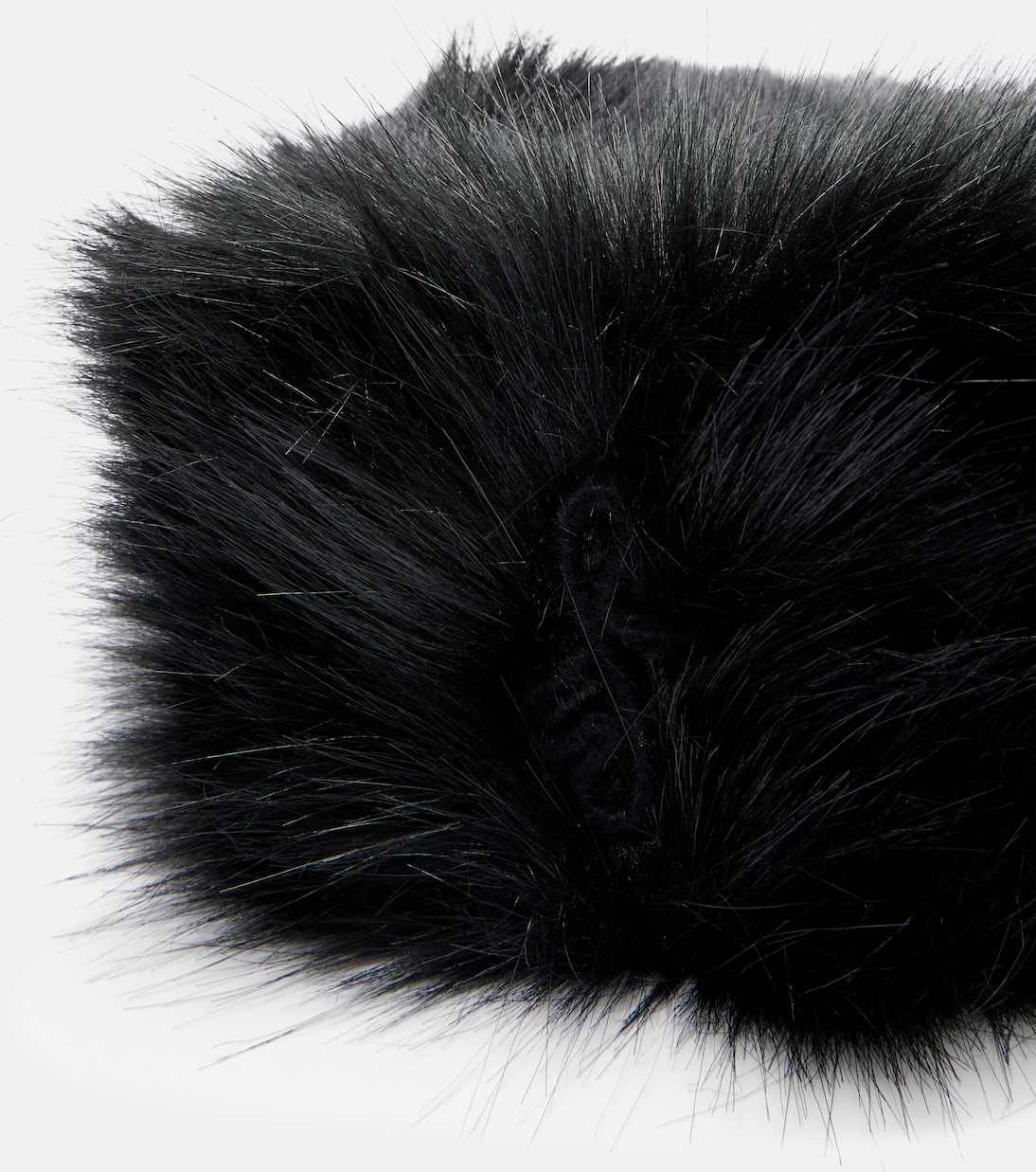 Chapeau | Ruslan Baginskiy