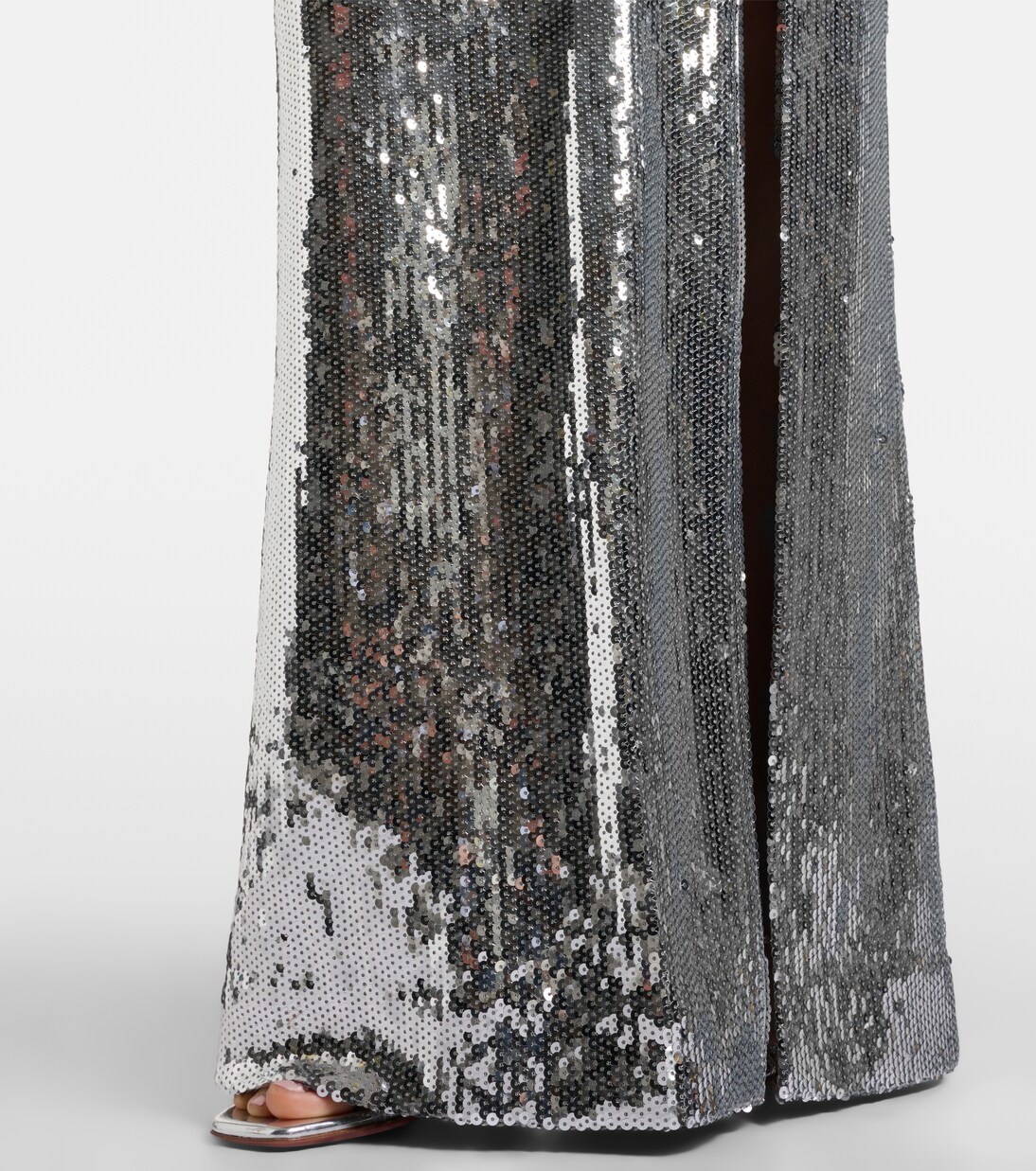 Robe Olympia mit Pailletten und Kristallen | Rebecca Vallance