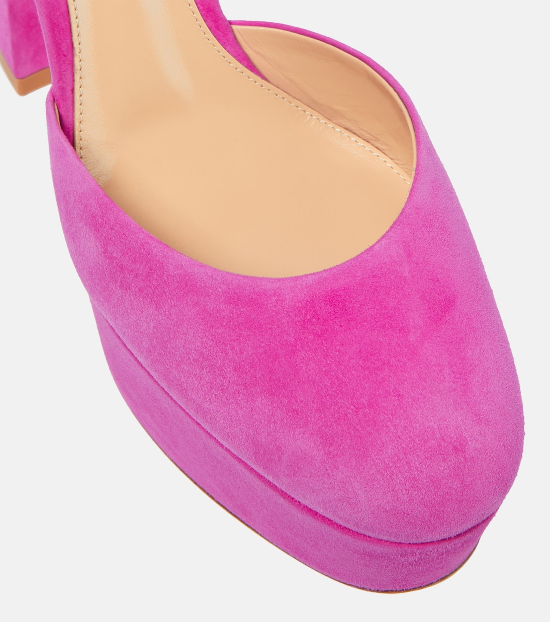 Salones Holly D'orsay de ante | Gianvito Rossi