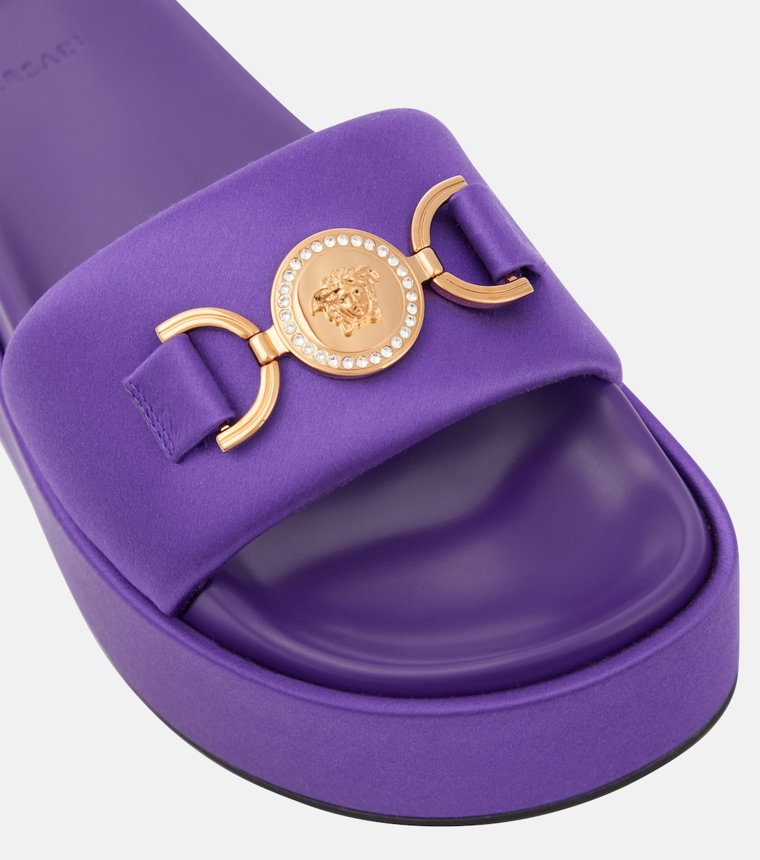 Plateau-Pantoletten Medusa Biggie aus Satin | Versace