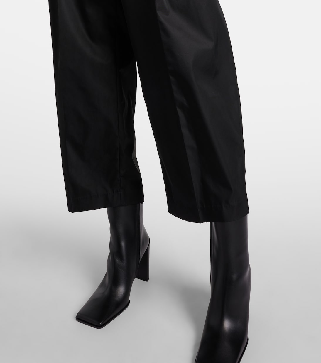 Cropped high-rise satin tapered pants | Alaïa