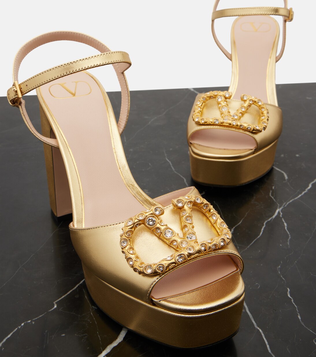 Sandali VLogo in pelle con cristalli | Valentino Garavani