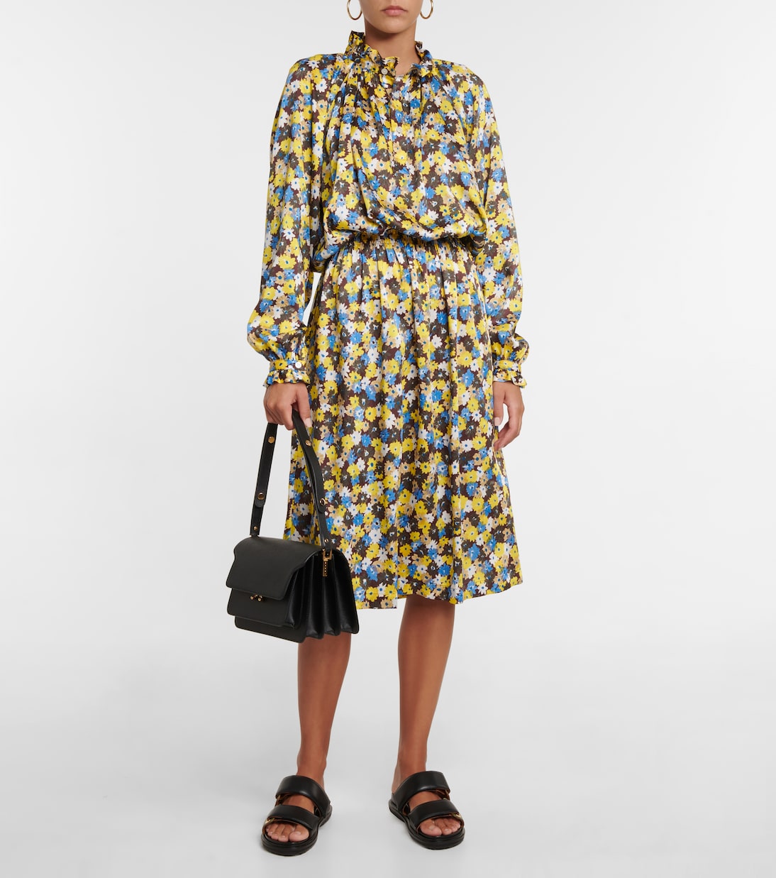 Long-sleeved floral dress | Plan C