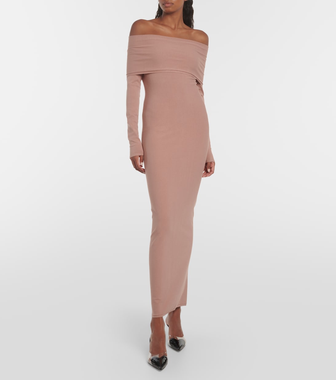 Vestido midi de punto estilo Alaïa con corte fuera del hombro para jóvenes modernos